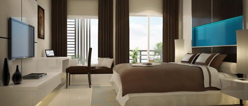 Hotel Blue Sky Patong Esterno foto