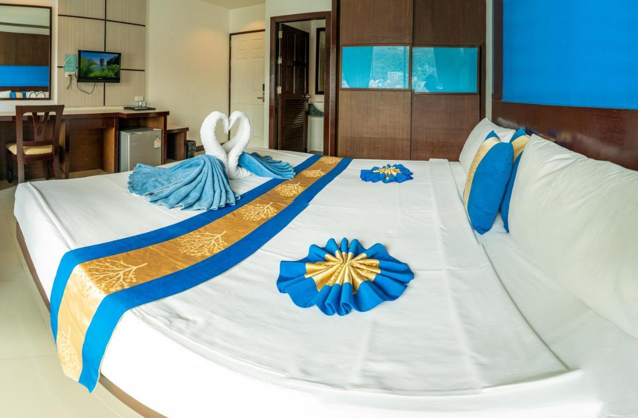 Hotel Blue Sky Patong Esterno foto
