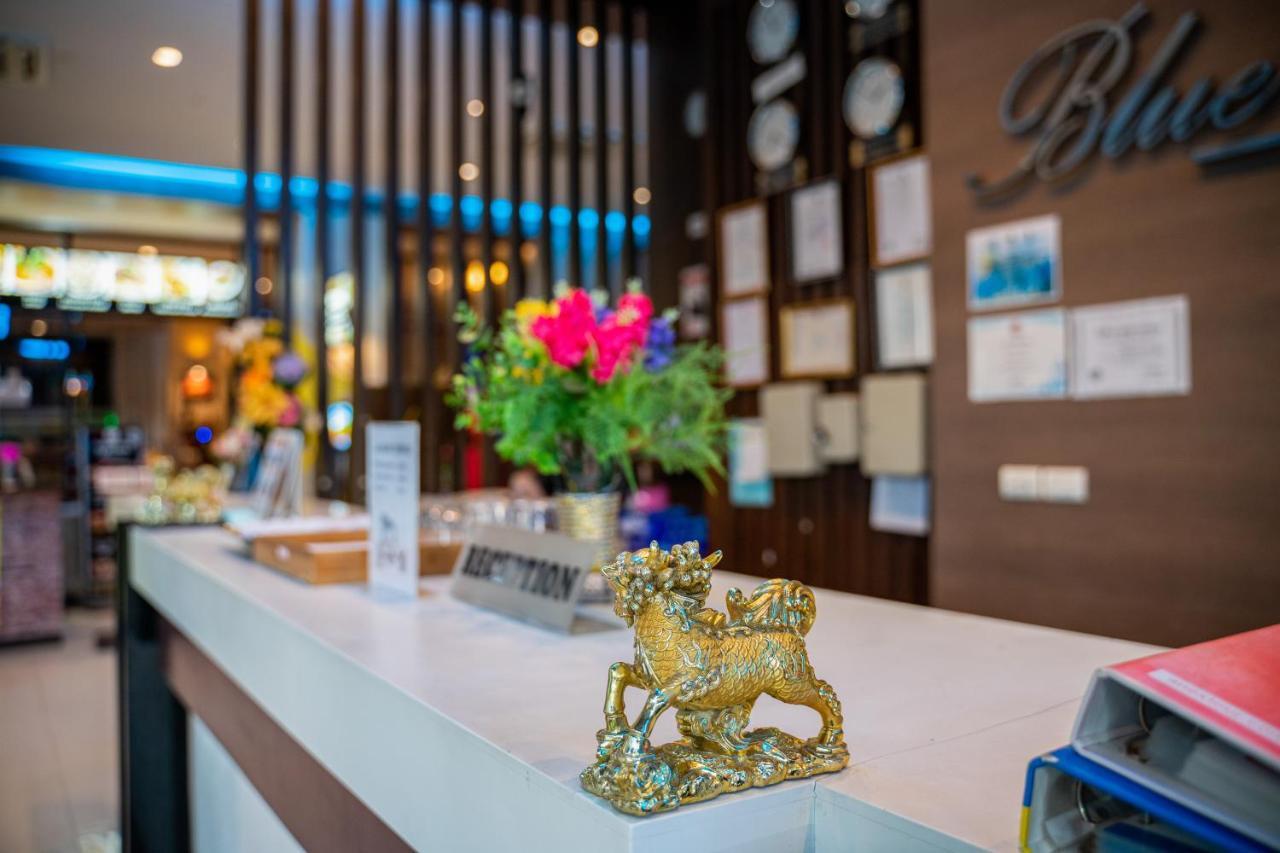Hotel Blue Sky Patong Esterno foto