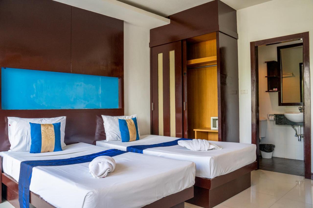 Hotel Blue Sky Patong Esterno foto